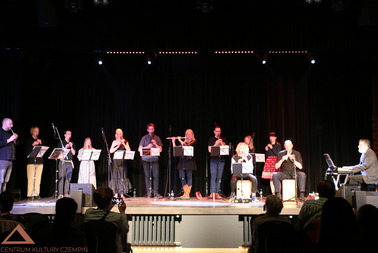 Dźwięki zaklęte we flażoletach